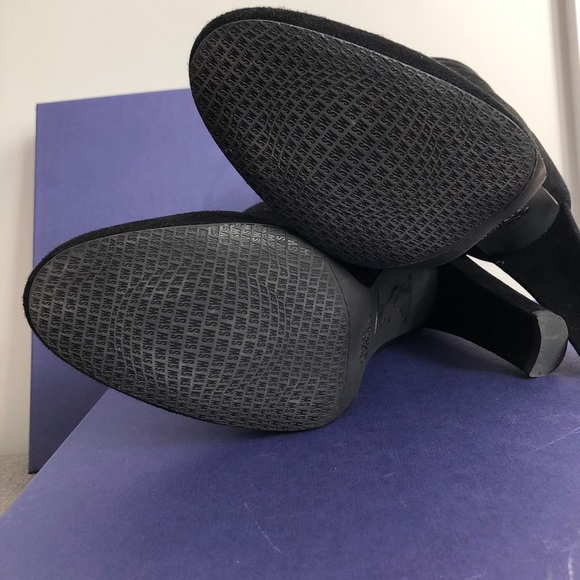 NWOT Stuart Weitzman ankle Boots Suede - Picture 3 of 5